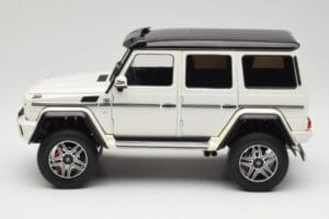 Mercedes G 63 AMG 4x4 Squared Polar White Almost Real 1:18 820203 Metal - imaginea 4 din 8