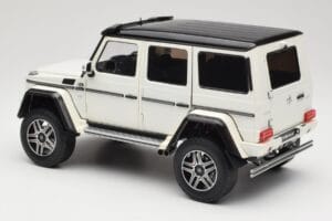 Mercedes G 63 AMG 4x4 Squared Polar White Almost Real 1:18 820203 Metal - imaginea 7 din 8