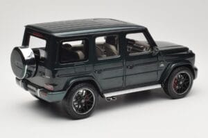 Mercedes G 63 AMG W463 Green Metallic Minichamps 1:18 110037066 Metal - imaginea 3 din 8