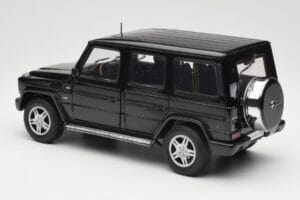 Mercedes G-Class G 500 W463 Smaragd Black Metallic AUTOart 1:18 76101 Metal - imaginea 7 din 8