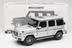 Mercedes G-Class G 500 W463A Iridium Silver Metallic Minichamps 1:18 113037112 Metal - imaginea 8 din 8