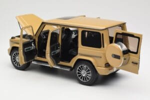 Mercedes G-Class G 500 W463A Solarbeam Yellow Metallic Minichamps 1:18 113037108 Metal - imaginea 5 din 8