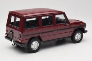 Mercedes G-Class W460 LWB Roșu Închis Minichamps 1:18 155038102 Metal - imaginea 2 din 6