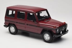 Mercedes G-Class W460 LWB Roșu Închis Minichamps 1:18 155038102 Metal - imaginea 4 din 6