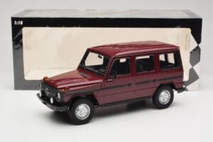 Mercedes G-Class W460 LWB Roșu Închis Minichamps 1:18 155038102 Metal - imaginea 6 din 6