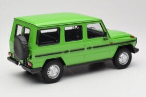 Mercedes G-Class W460 LWB Verde Minichamps 1:18 155038101 Metal - imaginea 2 din 6