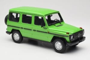 Mercedes G-Class W460 LWB Verde Minichamps 1:18 155038101 Metal - imaginea 4 din 6