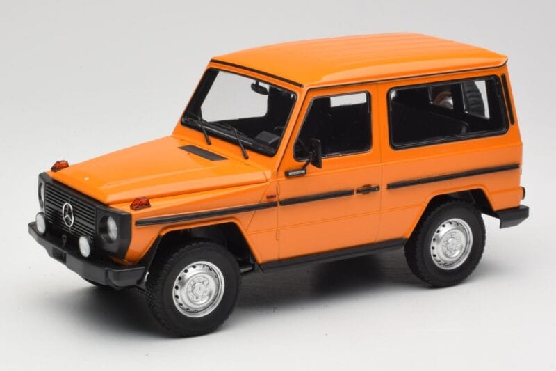 Mercedes G-Class W460 SWB Portocaliu Minichamps 1:18 155038000 Metal