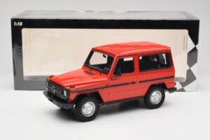Mercedes G-Class W460 SWB Roșu Minichamps 1:18 155038002 Metal - imaginea 6 din 6