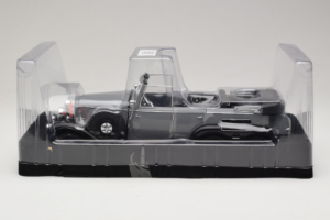 Mercedes G4 6-Wheels Negru With Figures Signature Models 1:18 38202 Metal - imaginea 2 din 3