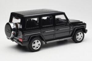 Mercedes G500 W463 Negru AUTOart 1:18 76216 Metal - imaginea 3 din 8