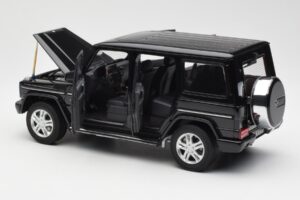 Mercedes G500 W463 Negru AUTOart 1:18 76216 Metal - imaginea 5 din 8
