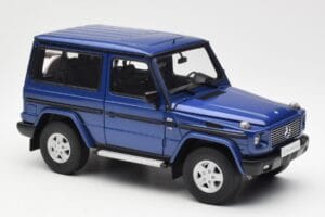 Mercedes G500 W463 SWB Albastru AUTOart 1:18 76114 Metal - imaginea 6 din 8