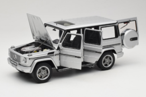 Mercedes G55 AMG W463 Argintiu AUTOart 1:18 76247 Metal - imaginea 2 din 8