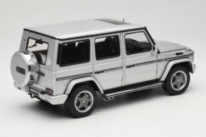 Mercedes G55 AMG W463 Argintiu AUTOart 1:18 76247 Metal - imaginea 3 din 8