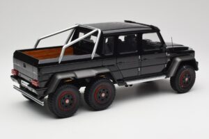 Mercedes AMG G63 W463 6x6 Gloss Negru AUTOart 1:18 76306 Compozit - imaginea 3 din 8