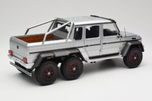 Mercedes AMG G63 W463 6x6 Iridium Argintiu AUTOart 1:18 76301 Compozit - imaginea 3 din 8