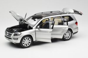 Mercedes GL-Class X166 Iridium Argintiu Metallic Norev 1:18 B66960097 Metal - imaginea 2 din 8
