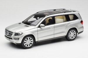 Mercedes GL-Class X166 Iridium Argintiu Metallic Norev 1:18 B66960097 Metal
