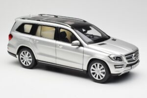 Mercedes GL-Class X166 Iridium Argintiu Metallic Norev 1:18 B66960097 Metal - imaginea 6 din 8