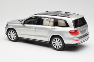 Mercedes GL-Class X166 Iridium Argintiu Metallic Norev 1:18 B66960097 Metal - imaginea 7 din 8