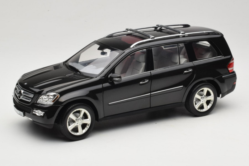 Mercedes GL X164 Period Brown Minichamps 1:18 B66962336 Metal