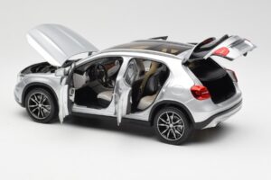 Mercedes GLA X156 Polar Argintiu Metalic Norev 1:18 B66960267 Metal - imaginea 5 din 8