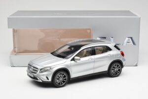Mercedes GLA X156 Polar Argintiu Metalic Norev 1:18 B66960267 Metal - imaginea 8 din 8