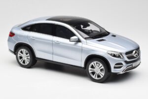 Mercedes GLE Coupe C292 Diamond Argintiu Norev 1:18 B66960358 Metal - imaginea 6 din 8