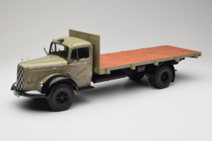 Mercedes L6600 Rungewagen Gri Negru Minichamps 1:18 109031050 Metal