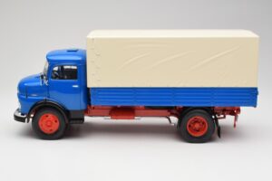 Mercedes L911 Albastru Schuco 1:18 450044800 Metal - imaginea 4 din 8