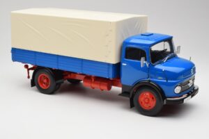 Mercedes L911 Albastru Schuco 1:18 450044800 Metal - imaginea 6 din 8