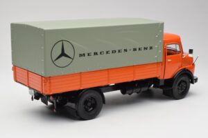 Mercedes L911 Portocaliu Schuco 1:18 450044700 Metal - imaginea 3 din 8