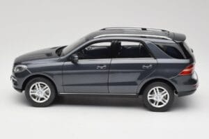 Mercedes M-Class W164 Grey Metallic Minichamps 1:18 100030100 Metal - imaginea 4 din 8
