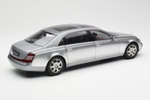 Maybach 62 LWB Himalaya Argintiu Dealer Edition AUTOart 1:18 B66962178 Metal - imaginea 3 din 8