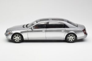 Maybach 62 LWB Himalaya Argintiu Dealer Edition AUTOart 1:18 B66962178 Metal - imaginea 4 din 8