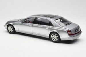 Maybach 62 LWB Himalaya Argintiu Dealer Edition AUTOart 1:18 B66962178 Metal - imaginea 7 din 8