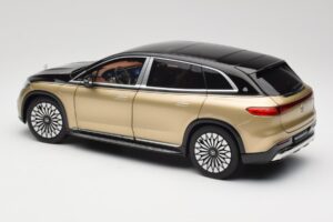 Mercedes Maybach EQS 680 V297 Bej NZG 1:18 B66960592 Metal - imaginea 7 din 8