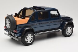 Mercedes Maybach G650 Landaulet Albastru Închis GT Spirit 1:18 GT174 Rășină - imaginea 2 din 6