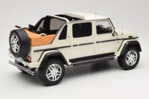 Mercedes Maybach G650 Landaulet W463 Alb Schuco 1:18 450017800 Metal - imaginea 2 din 6