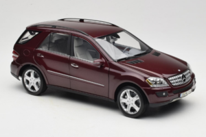 Mercedes ML W164 Red Metallic Minichamps 1:18 150034500 Metal - imaginea 6 din 8
