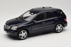 Mercedes ML W164 Tanzanite Blue Ediție Dealer Minichamps 1:18 B66962322 Metal