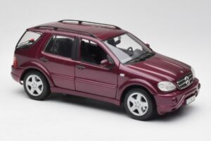 Mercedes ML55 AMG W163 Mov Maisto 1:18 31876 Metal - imaginea 6 din 8