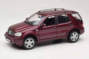 Mercedes ML55 AMG W163 Roșu Maisto 1:18 50348 Metal