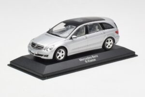 Mercedes R-Class W251 Iridium Silver Minichamps 1:43 B66962214 Metal - imaginea 2 din 4