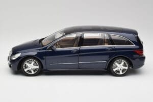 Mercedes R-Class W251 Tanzanit Albastru Minichamps 1:18 150034600 Metal - imaginea 4 din 8