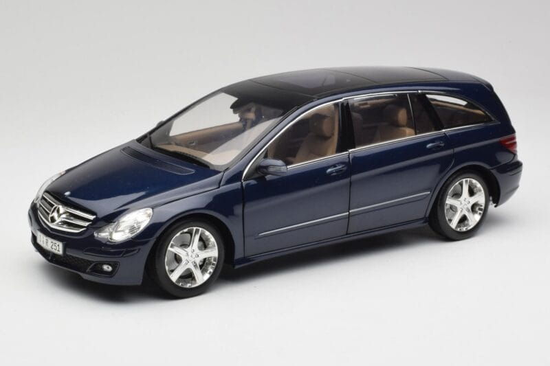 Mercedes R-Class W251 Tanzanit Albastru Minichamps 1:18 150034600 Metal