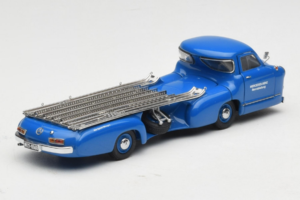 Mercedes Renntransporter Blue Wonder CMC 1:43 M-036K Metal - imaginea 3 din 8