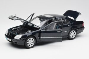 Mercedes S-Class W220 Albastru Maisto 1:18 56051 Metal - imaginea 2 din 8