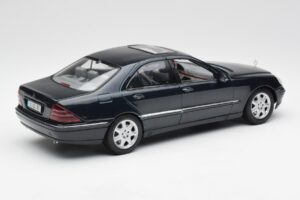 Mercedes S-Class W220 Albastru Maisto 1:18 56051 Metal - imaginea 3 din 8